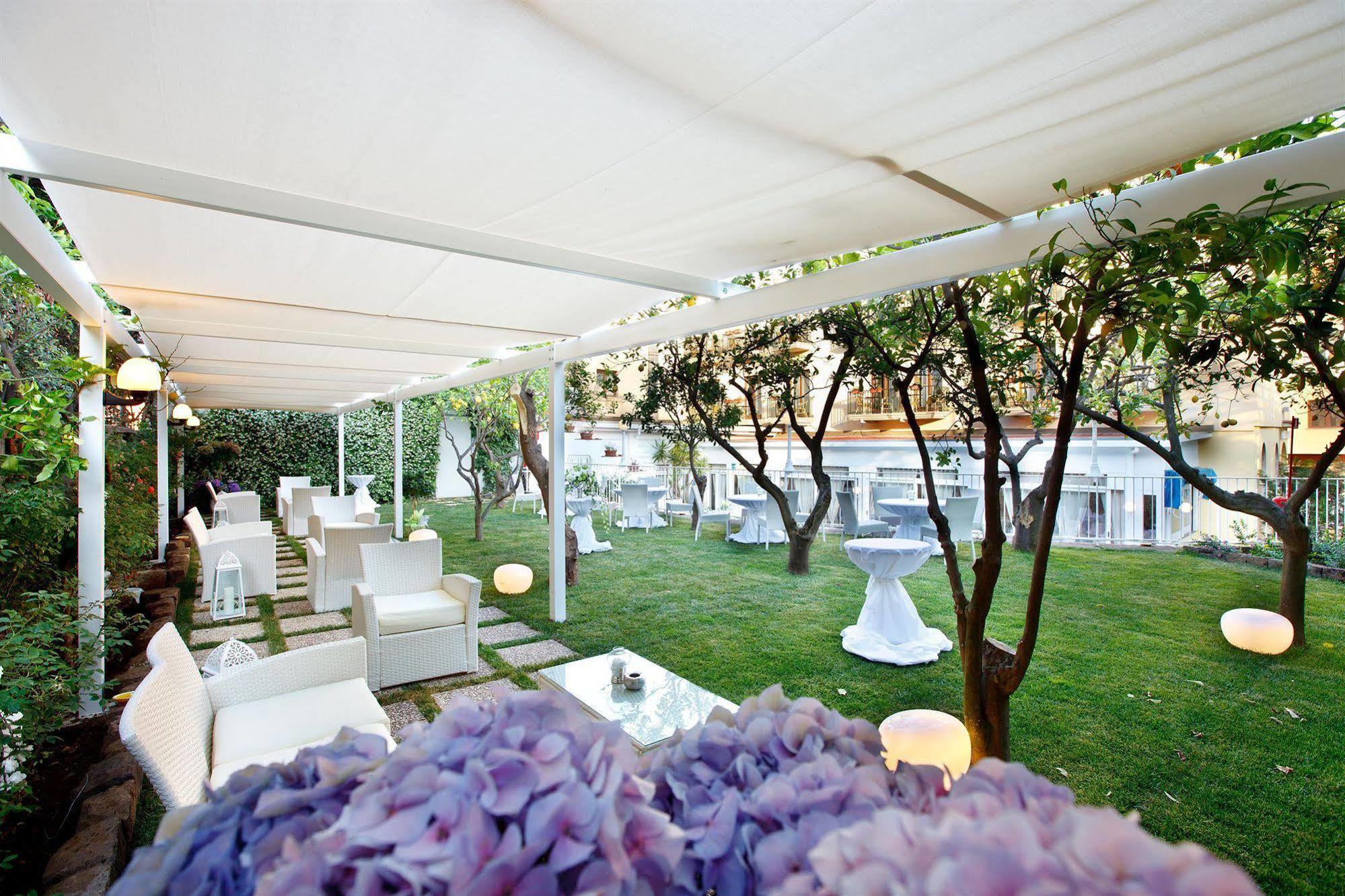 Capri (adults Only)